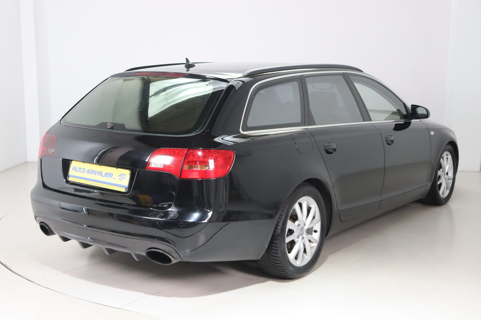Fahrzeugabbildung Audi A6 3.0 TDI quattro Avant * Bi-Xenon * Memory