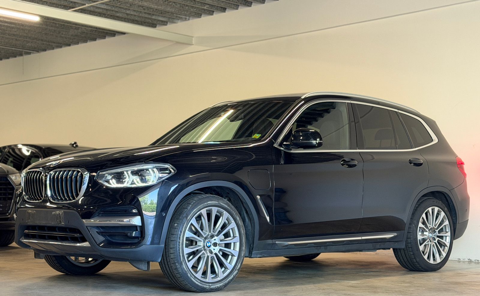 BMW X3 xDrive 30 e Luxury Line