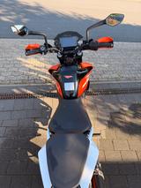 KTM 390 Duke - KTM VON 251 BIS 500 CCM