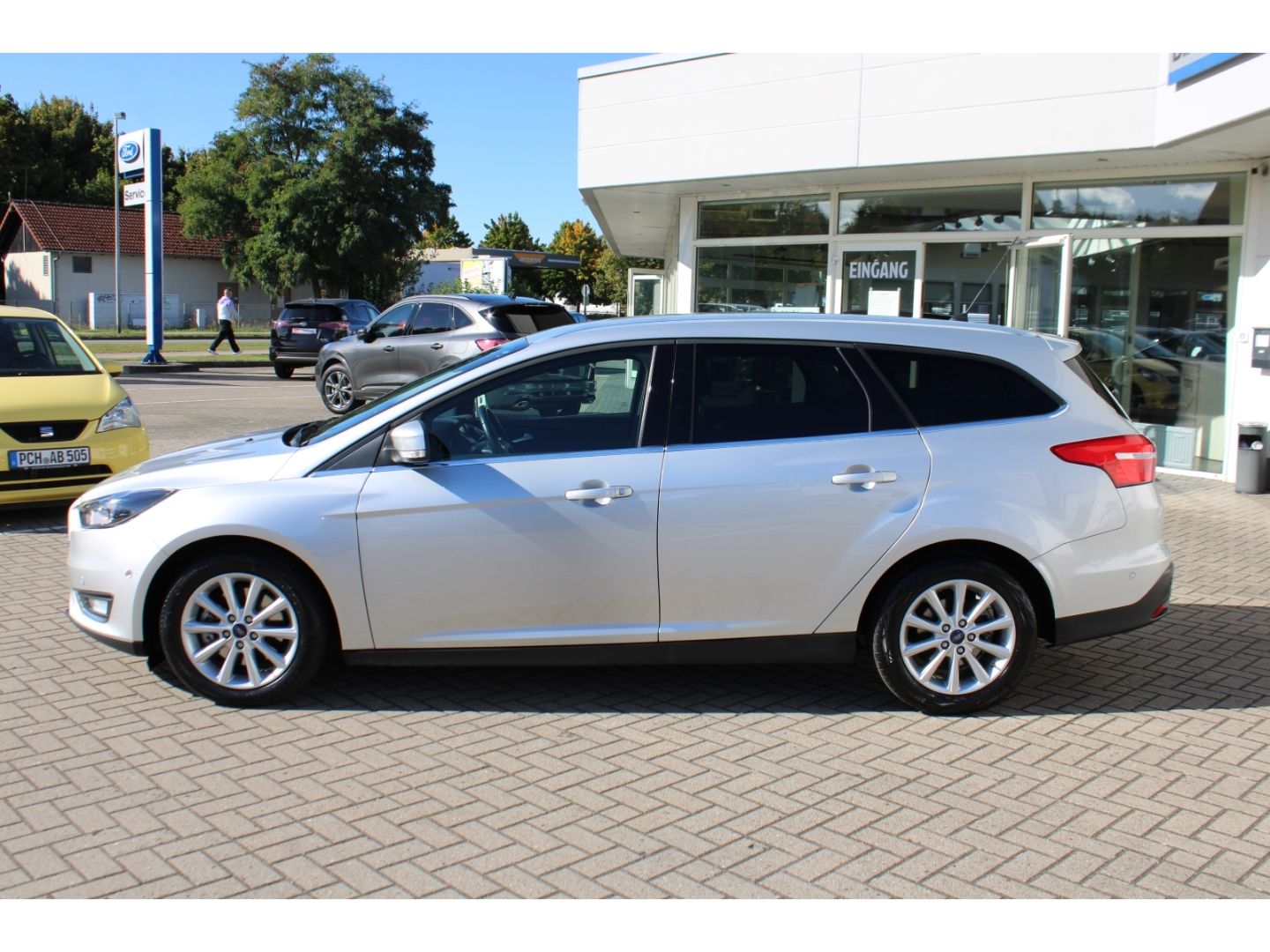 FORD Focus Turnier 1.5 EcoBoost Titanium Navi TWA RFK - Image 2