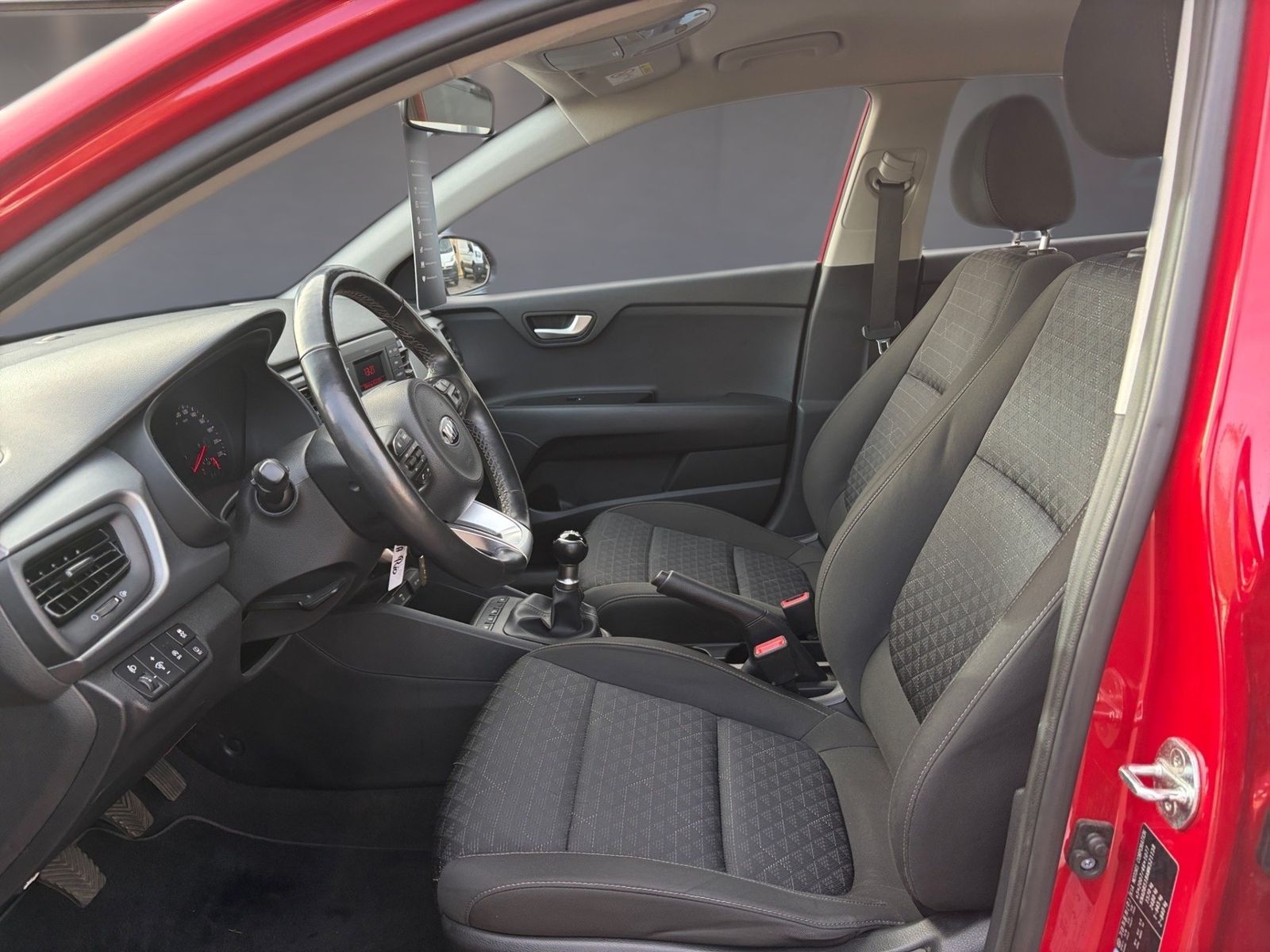 Fahrzeugabbildung Kia Rio Edition 7, Emotion Paket,