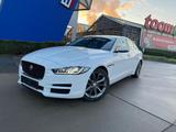 Jaguar XE Prestige*R-CAM*LEDER*XENON*18Zoll*komfort plu - Jaguar in Köln
