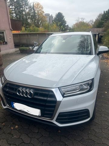 AUDI Audi Q5 40 TDI quattro Automatik | AHK | Virtual