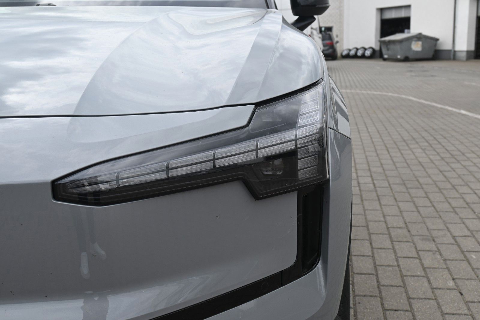 Fahrzeugabbildung Volvo EX30 Single Plus*Winter Paket*Scheibentönung*AHK