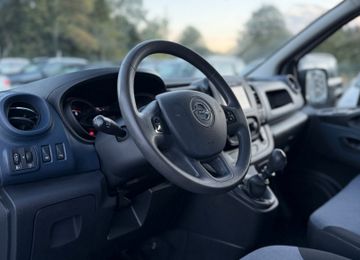 Opel Vivaro - 10