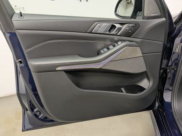 BMW X7 M50 - 12