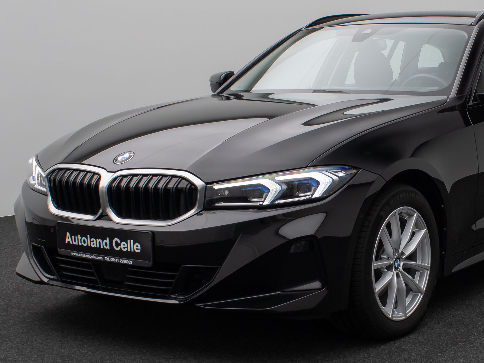Fahrzeugabbildung BMW 320d xD Stop&Go DAB Kamera HUD Komfort Widscreen