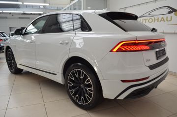 Audi Q8 - 6