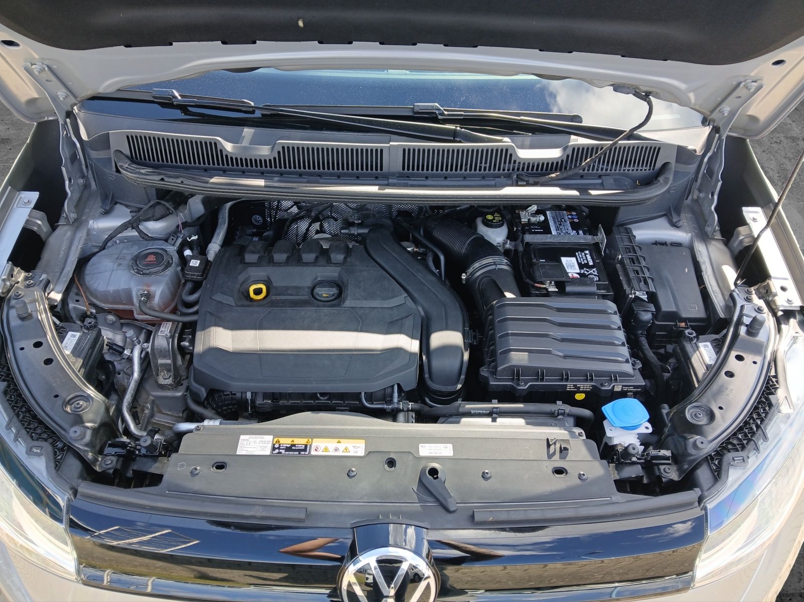 Fahrzeugabbildung Volkswagen Caddy California Maxi TSI DSG LED ACC STH KÜCHE