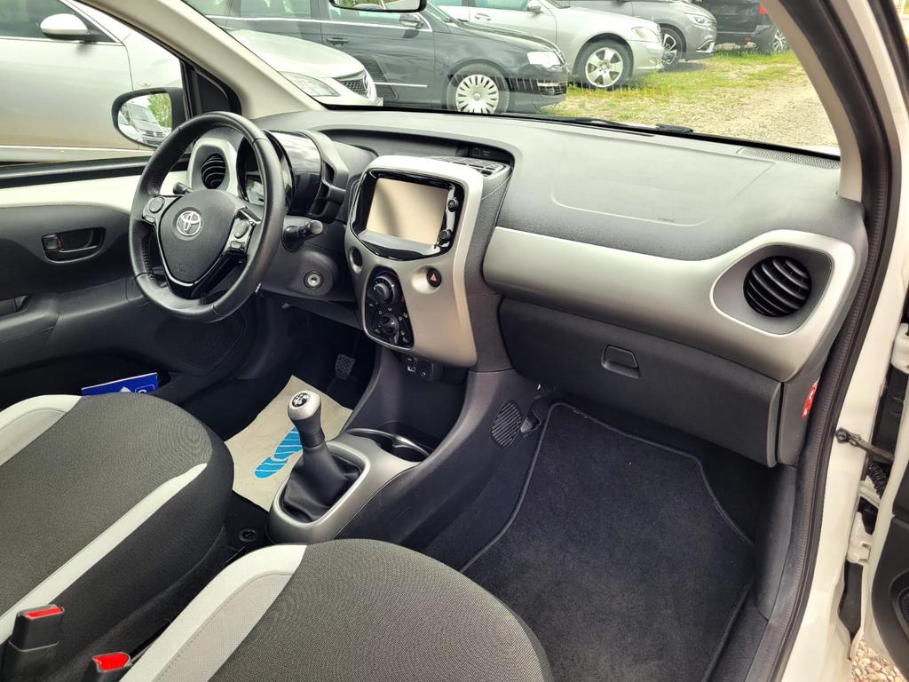 Toyota Aygo (X)