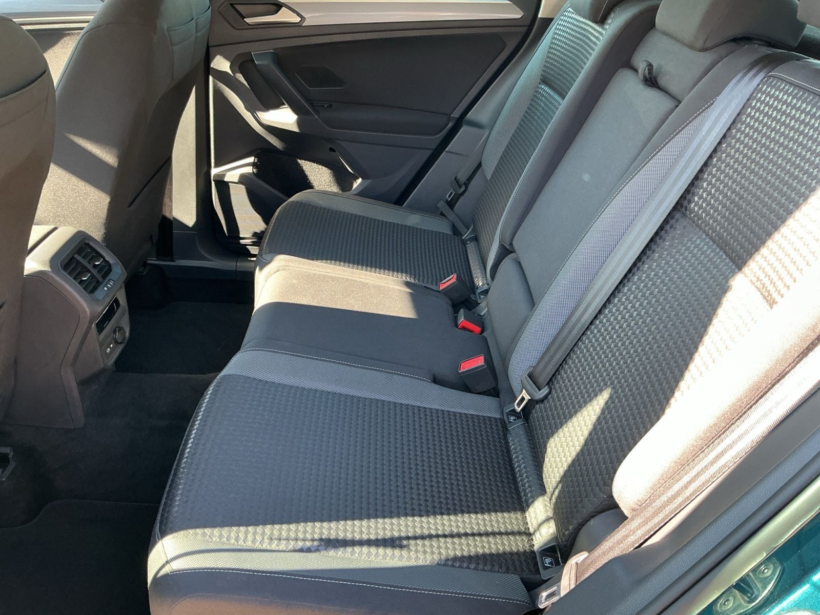 Volkswagen Tiguan - Bild 16