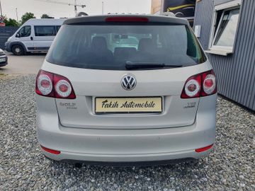 Volkswagen Golf - 5