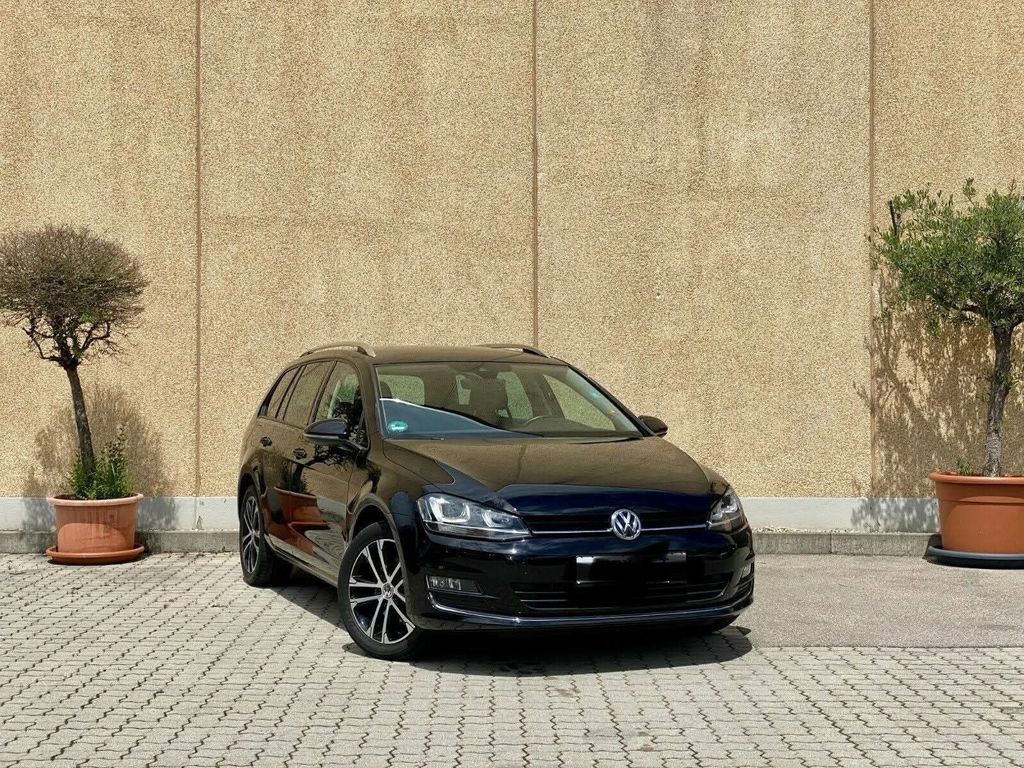 Image of Volkswagen Golf