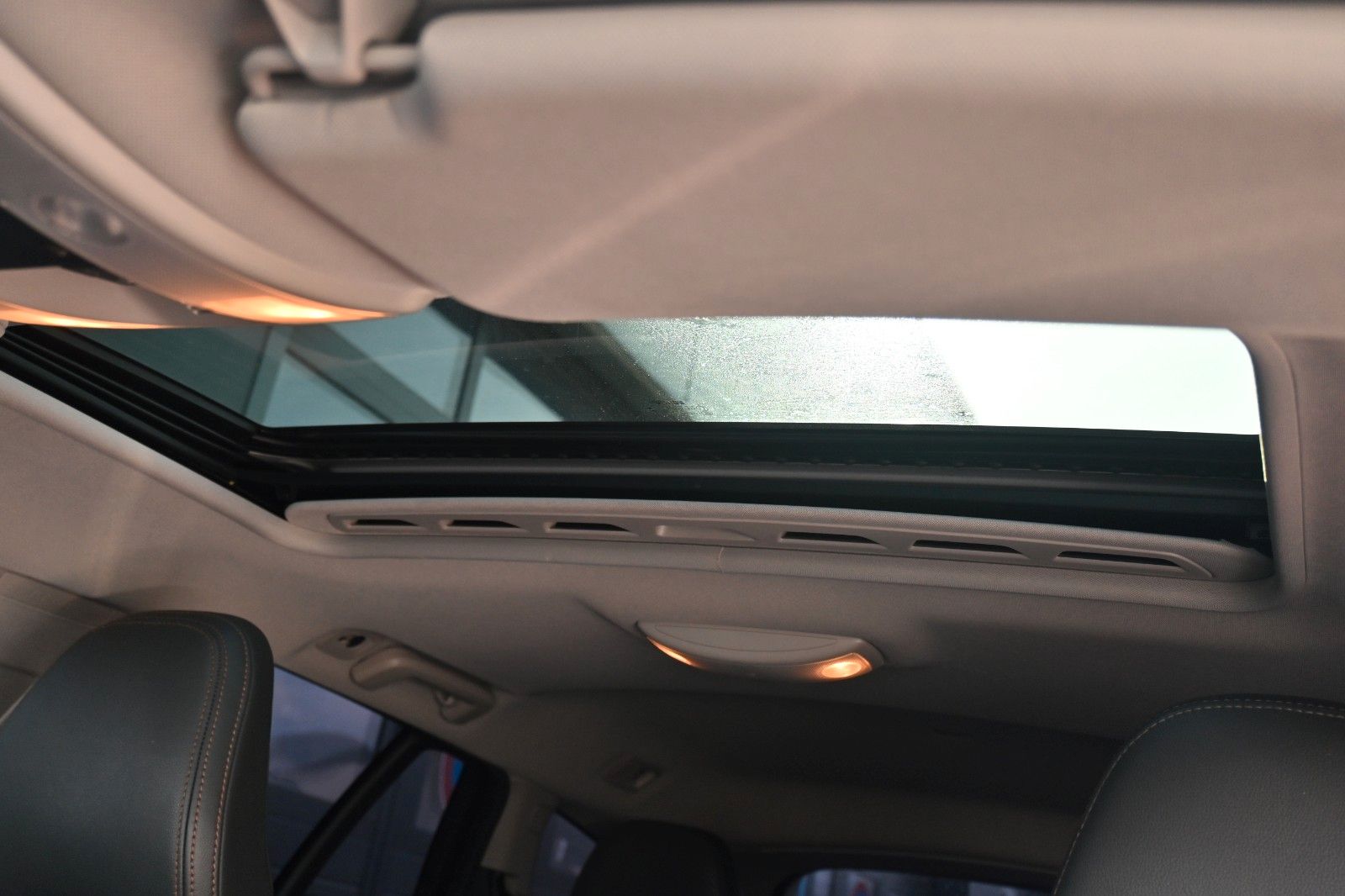 Fahrzeugabbildung Volvo **Mietkauf**V60D6*Sum*SD*NAVI*STHZ*E-KZ*Diesel