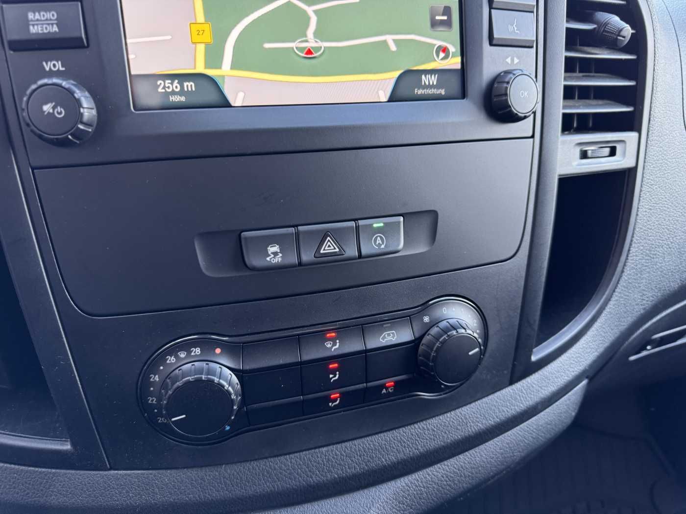 Fahrzeugabbildung Mercedes-Benz Vito 116 CDI Regal Klima Sitzheizung Tempomat