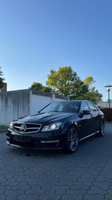 Mercedes-Benz C 63 AMG Limousine - Mercedes-Benz: Limousine, 63 AMG