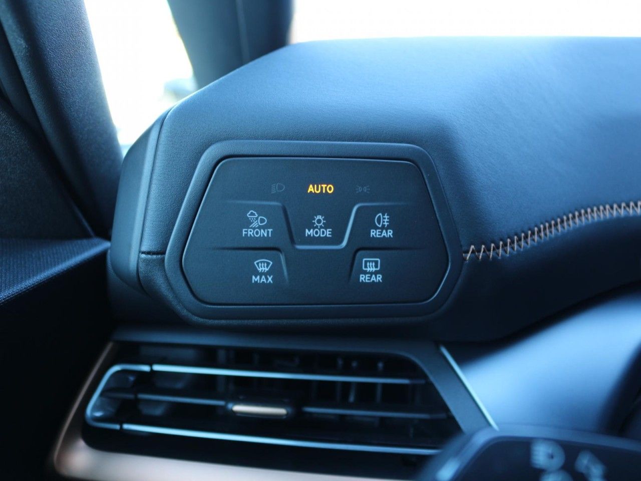 Fahrzeugabbildung CUPRA Born 77 kWh