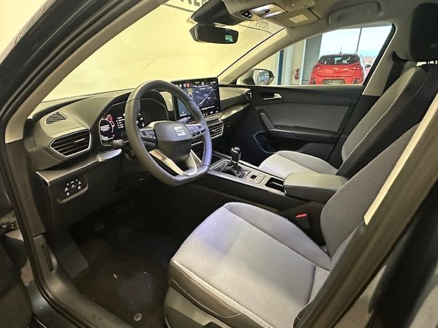 Fahrzeugabbildung SEAT Leon Sportstoure Road Edition VerkehrszeichenERK