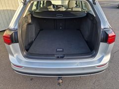Fahrzeugabbildung Volkswagen Golf VIII Var. Alltrack 4M Navi Matrix ACC StdHz