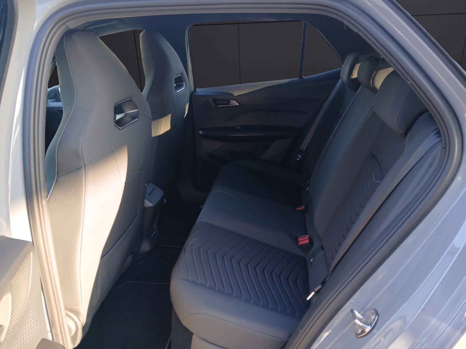 Fahrzeugabbildung CUPRA Born LED Navi Pano ACC RFK 18"