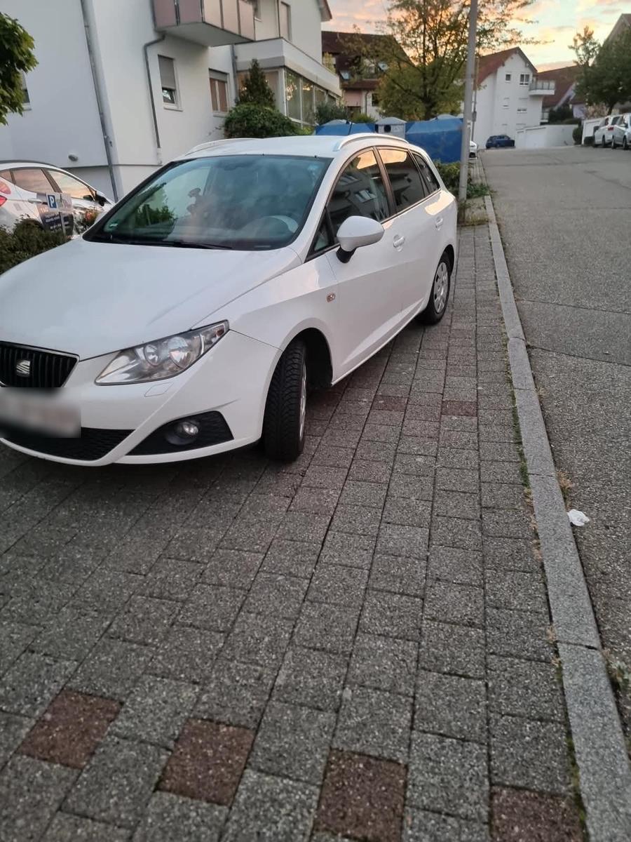 Seat Ibiza 2011 — engine 90 HP (66kW)
