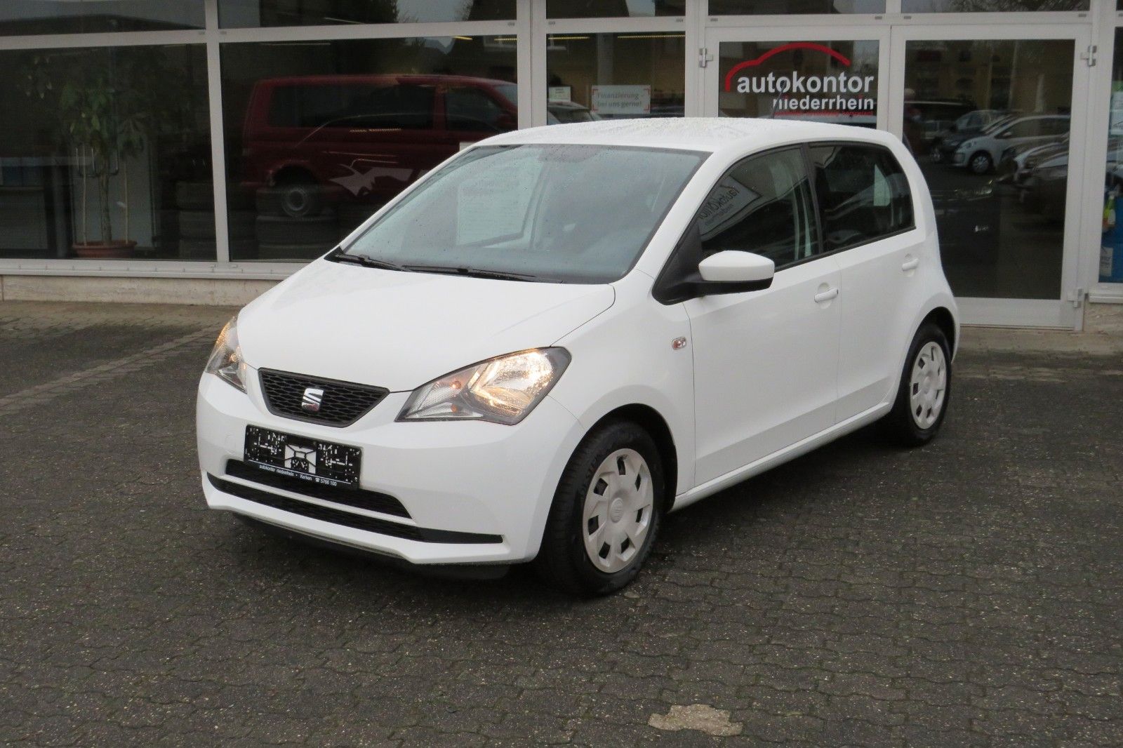 Fahrzeugabbildung SEAT Mii Style 4-TÜREN KLIMA ZV EFH TELVOR 1.HAND