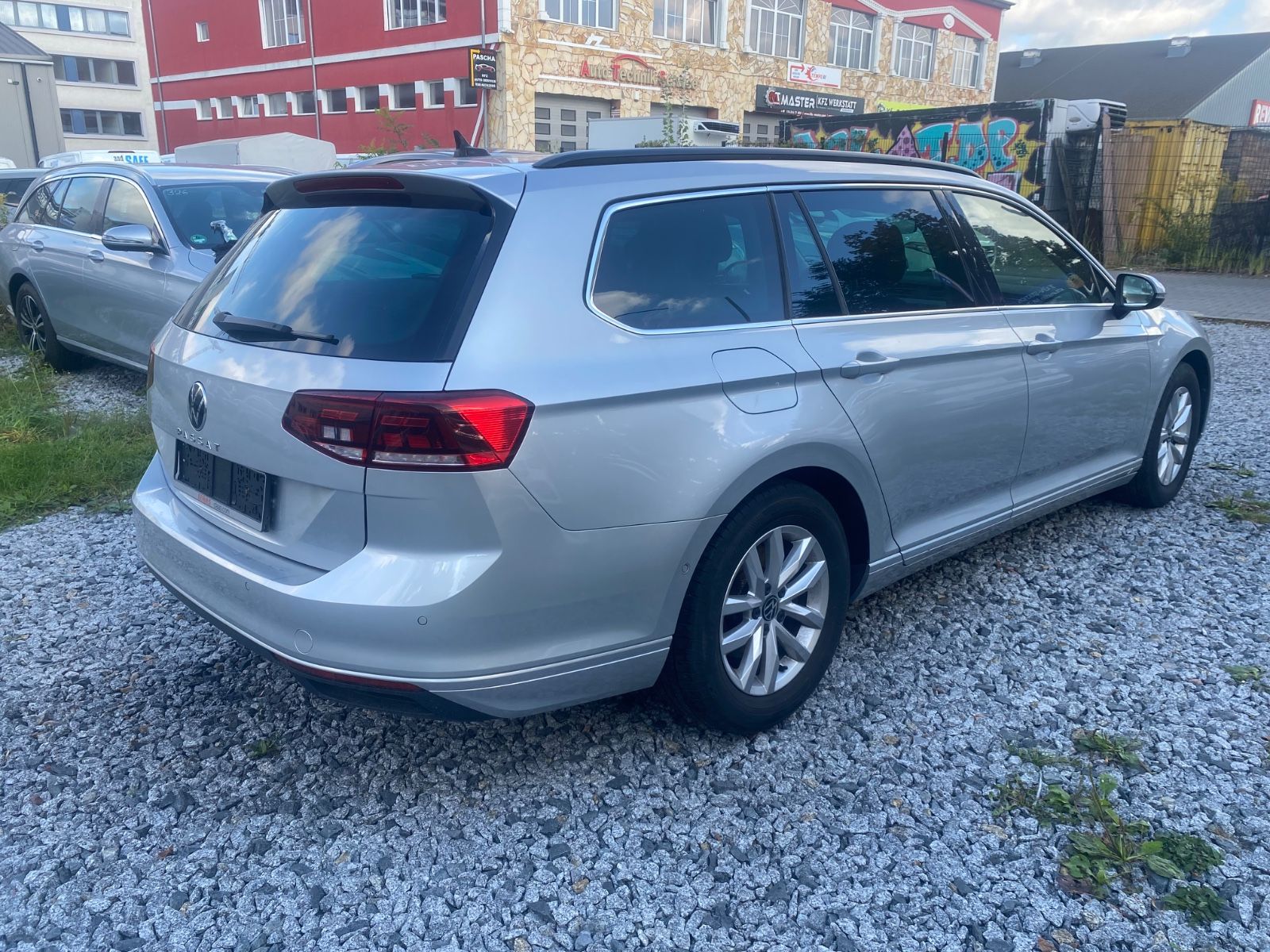 Volkswagen Passat Variant Business imagem 3