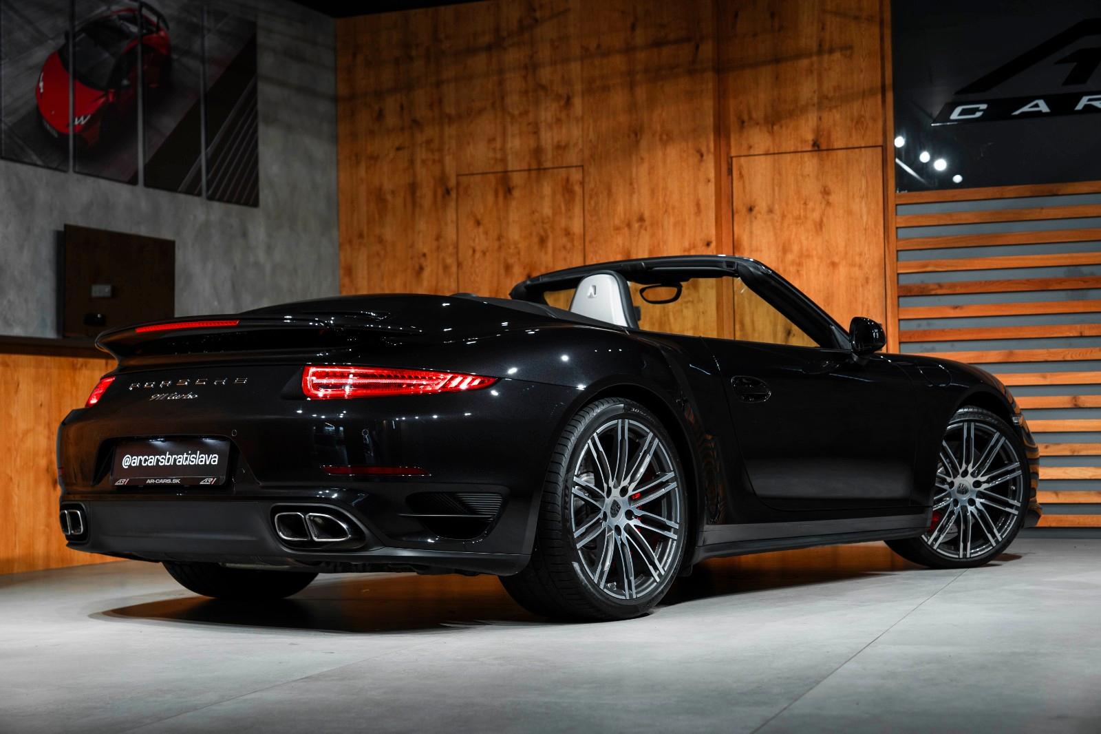 PORSCHE 991 TURBO CABRIOLET