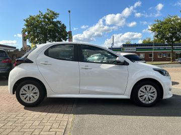 Toyota Yaris - 6