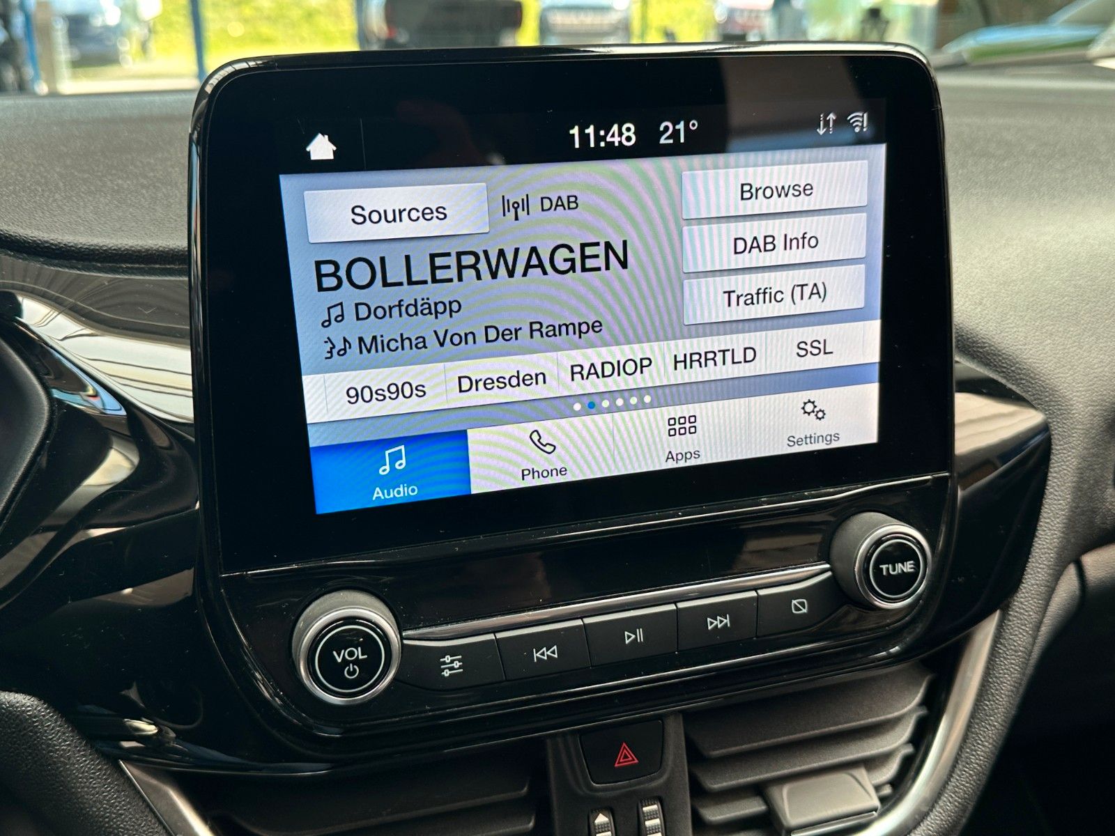 Fahrzeugbild 19