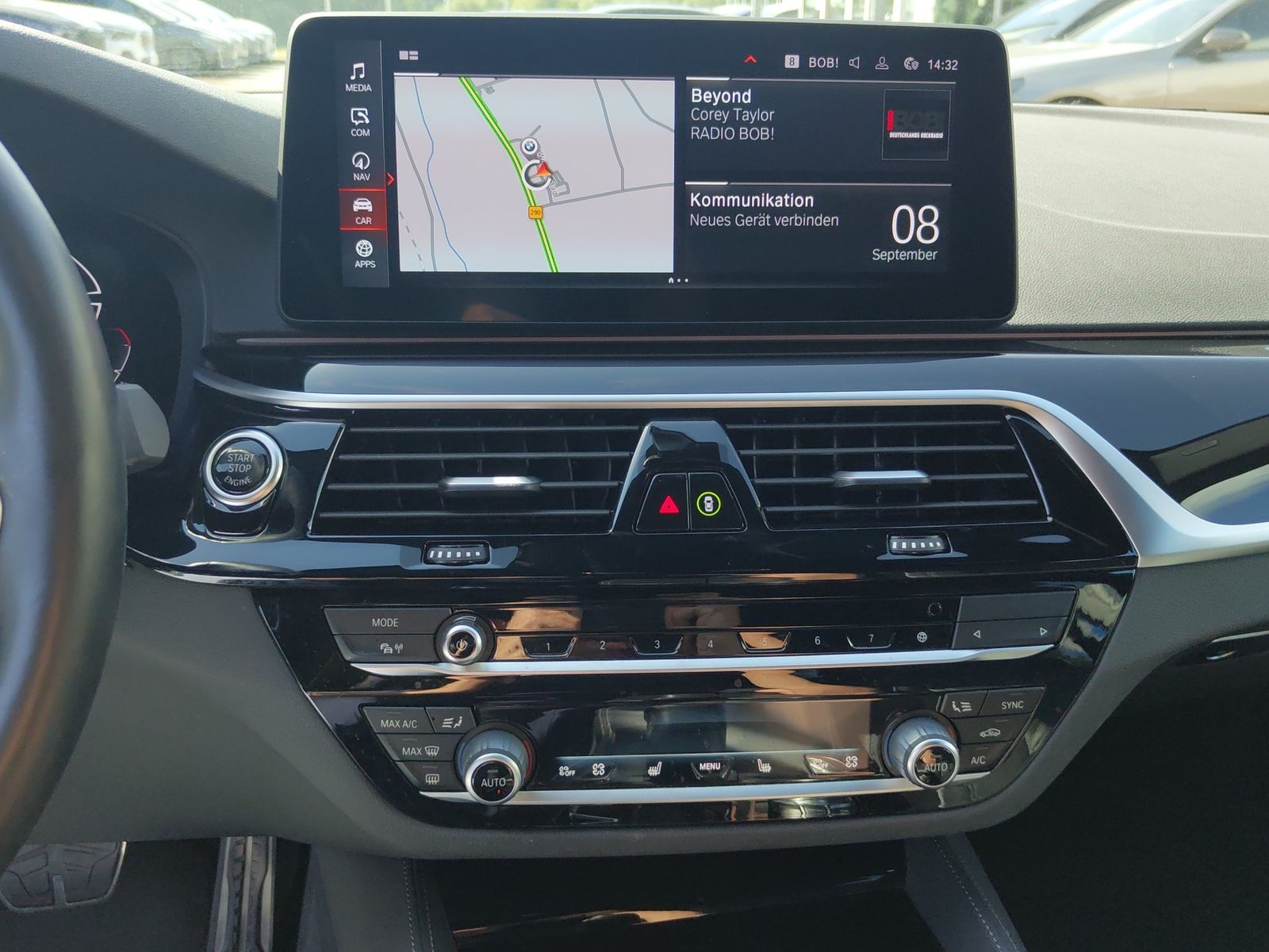BMW 540i xDrive SAG M Sport HDU LED CAM ACC 4xAC foto 10