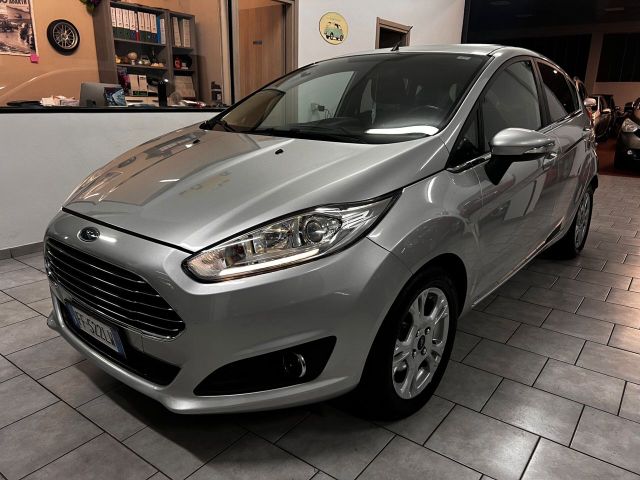 Ford Fiesta 1.5 TDCI 5 porte Titanium NEOPATENTA