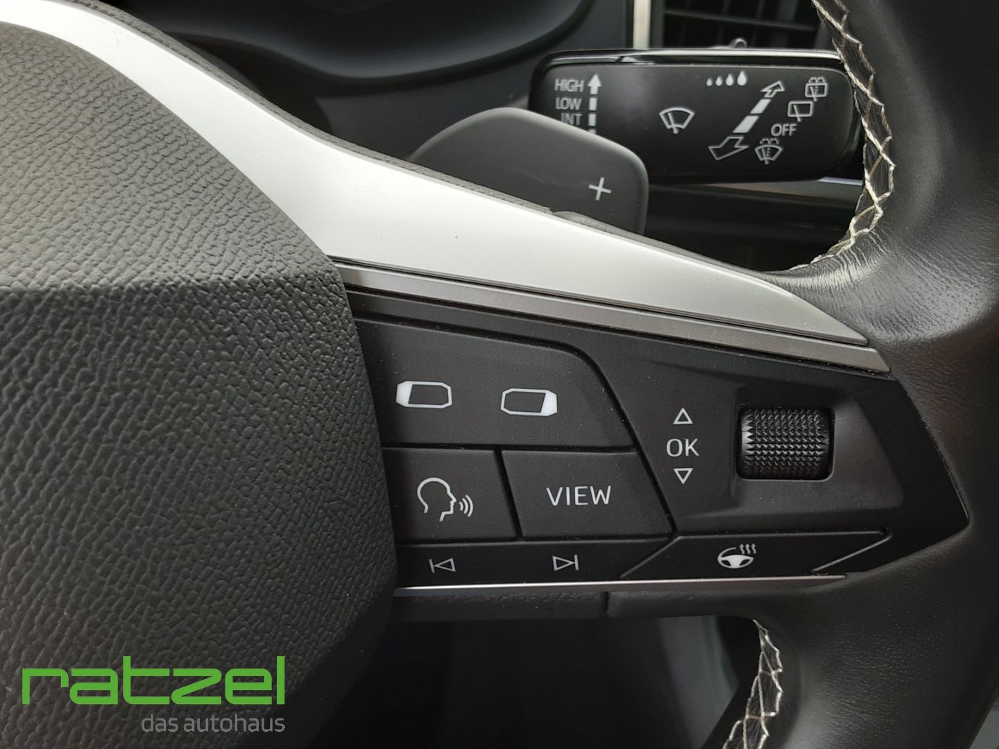 Fahrzeugabbildung SEAT Ateca 2.0 TDI Style AHK-klappbar Navi 360 Kamera