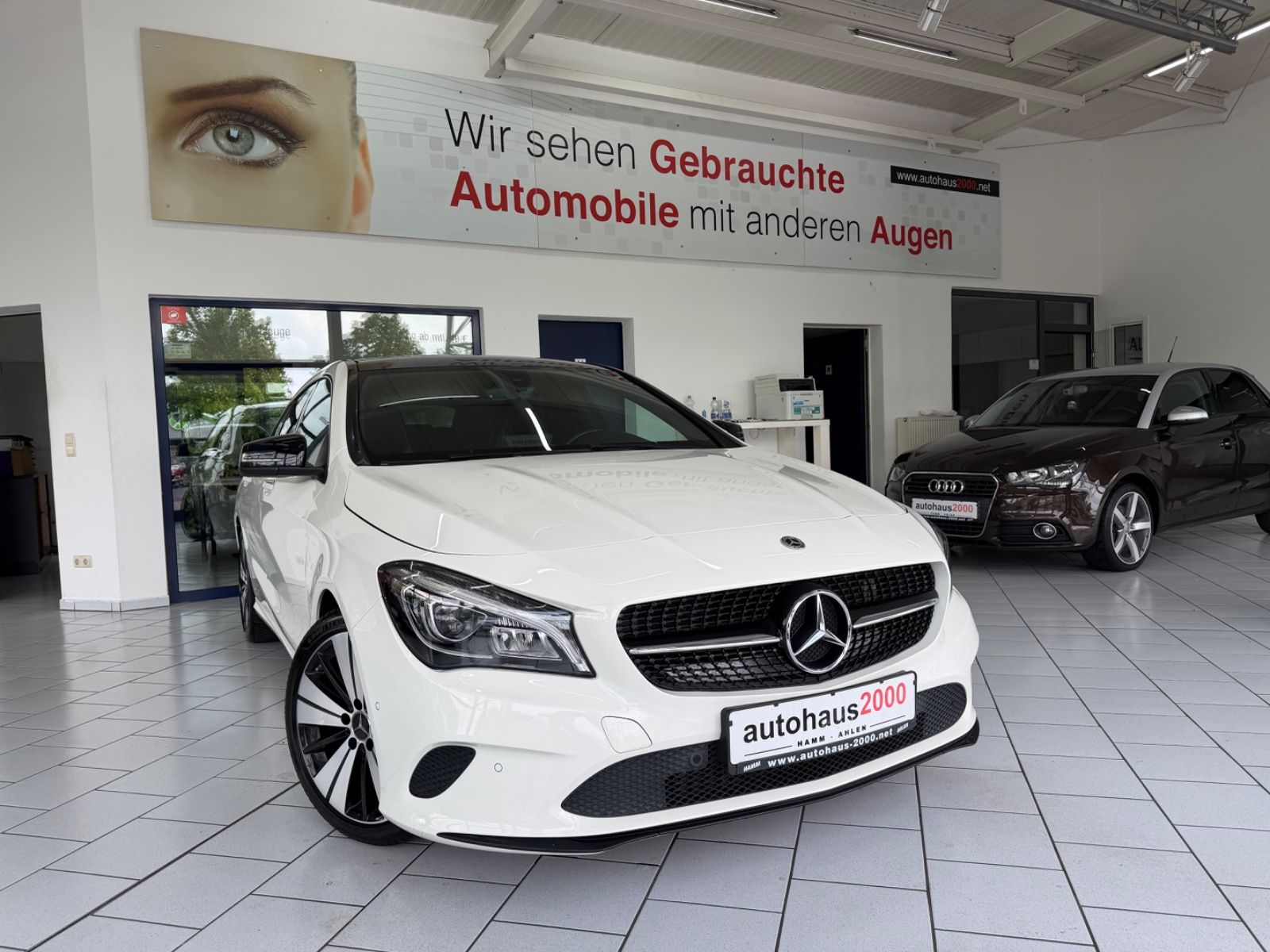 MERCEDES-BENZ CLA 200 Shooting Brake  Score *AMG*LED*Pano*