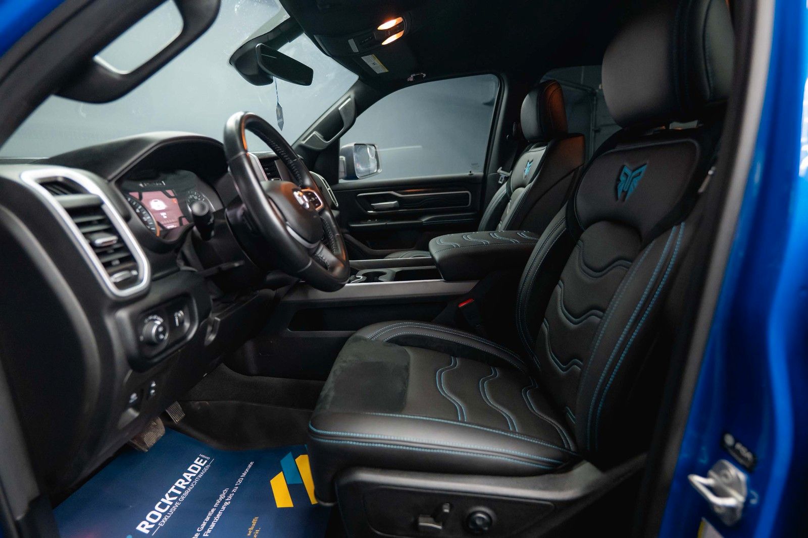 Fahrzeugabbildung Dodge RAM 5.7 V8 HEMI 4x4 LIMITED Blue Edition Offroad