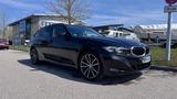 BMW 318i Touring Auto -