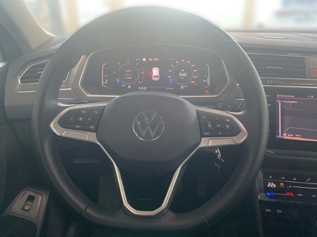 Fahrzeugabbildung Volkswagen Tiguan 2,0 l TDI ELEGANCE NAVI IQ-LIGHT LEDER AC