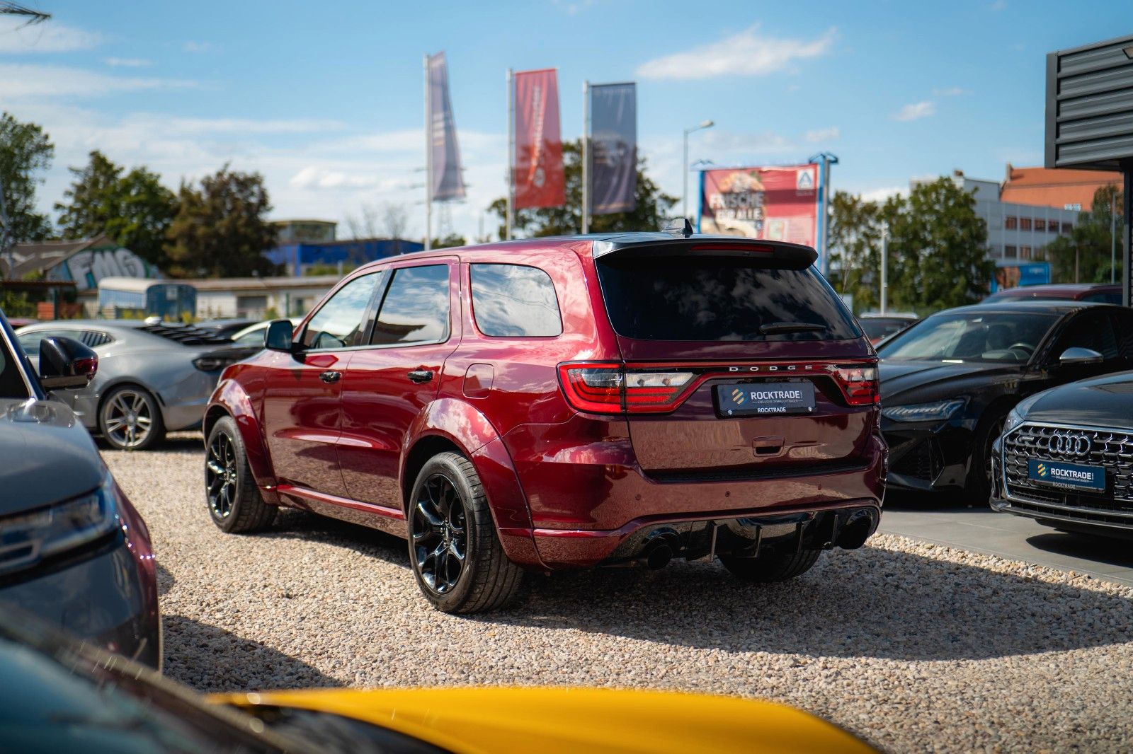 Fahrzeugabbildung Dodge Durango 5.7 V8 SRT 4x4 Night-Paket WIDEBODY 19%