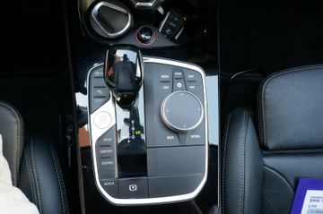 Fahrzeugabbildung BMW 120 1 Limousine 120 d xDrive Sport Line