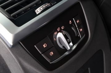 BMW X4 xDrive30i M Sport PANO HUD ACC RFK AHK 1.Hand