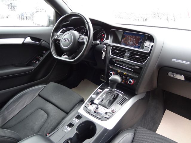Fahrzeugabbildung Audi A5 Cabrio 2.0 TFSI quattro/S-Line/DSG/Xenon/2.Hd