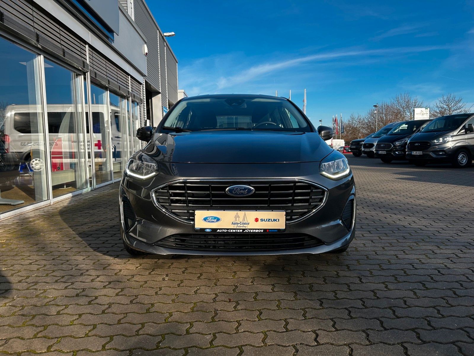 Ford Fiesta Titanium*PDC*SHZ*FSHZ* imagem 3