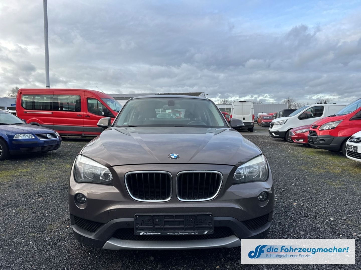 Fahrzeugabbildung BMW X1 18i sDrive Navi Klimaautom *MOTORSCHADEN