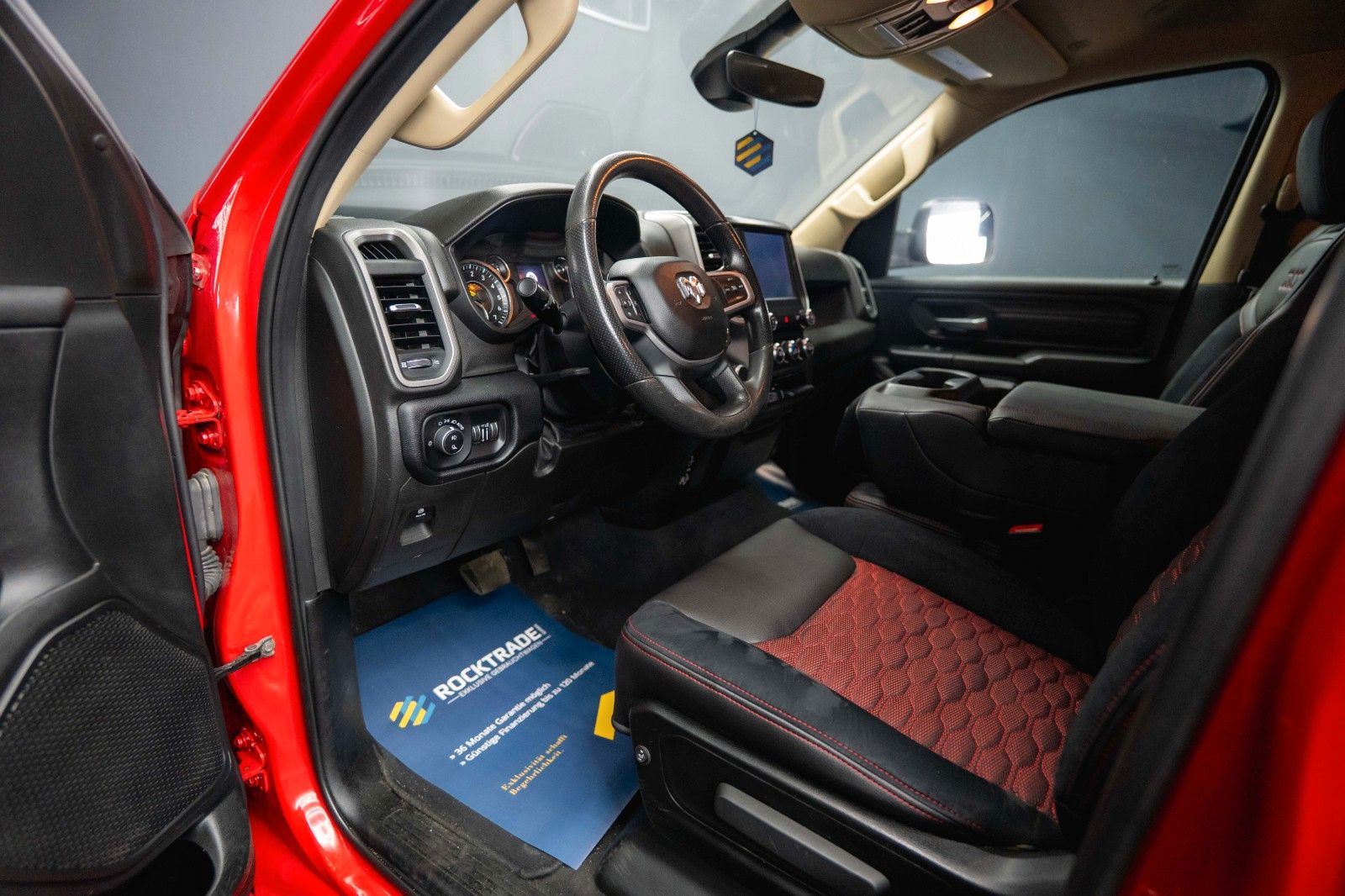 Fahrzeugabbildung Dodge RAM 5.7 V8 HEMI 4x4 RED DEVIL LONGBED Offroad