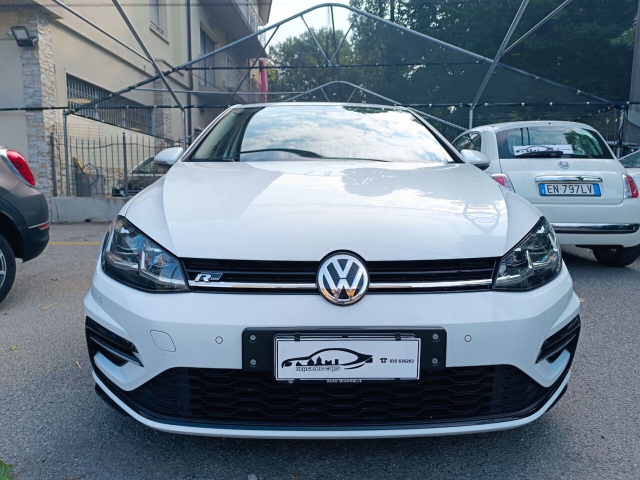 Volkswagen Golf 1.5 TSI DSG R-LINE Sport 150 CV imagem 2