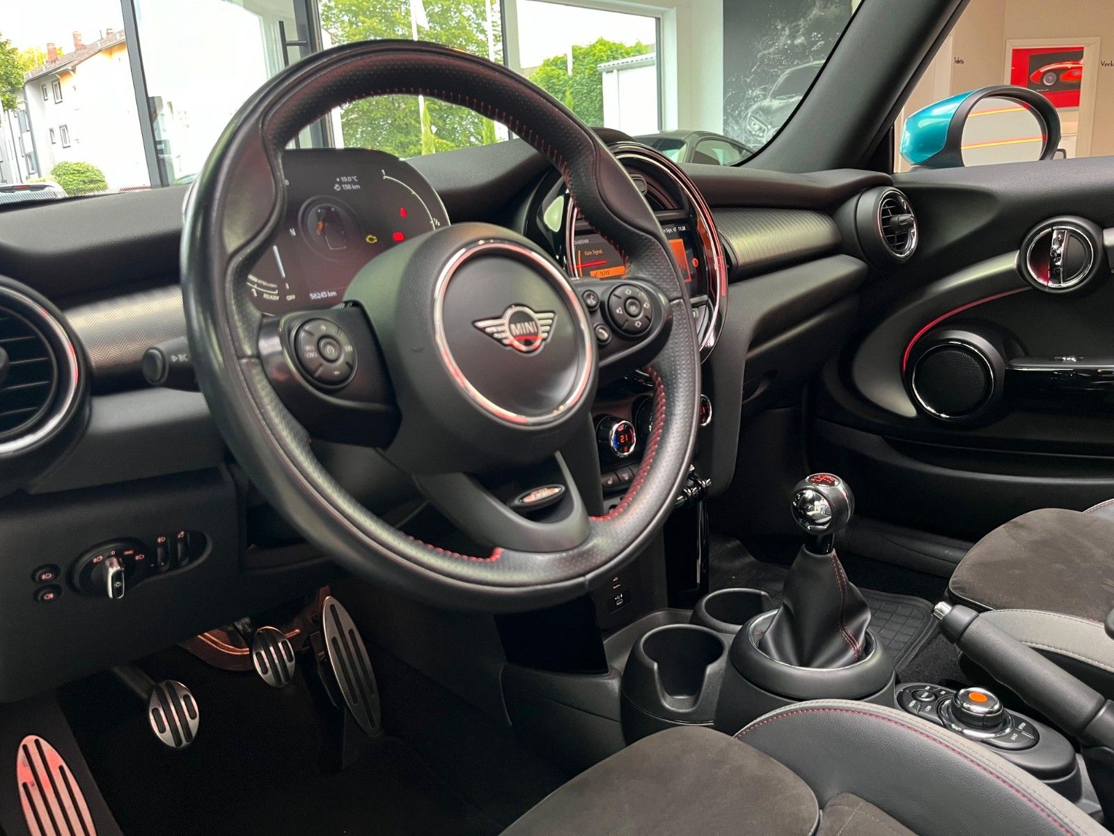 Fahrzeugabbildung MINI Cooper S Cabrio*JCW-Kit*JCW-Sitze*LED*Virtual*