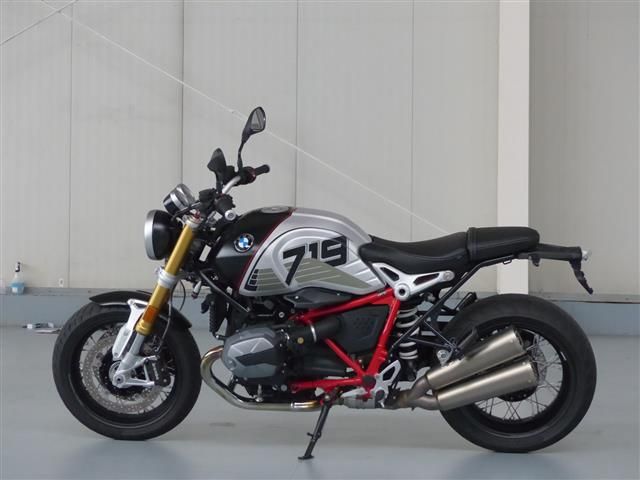 BMW R nineT