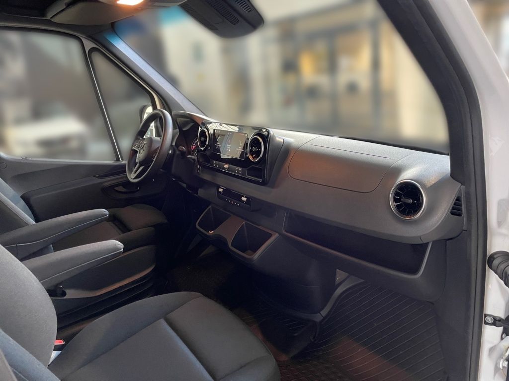 Fahrzeugabbildung Mercedes-Benz Sprinter 317 Kasten L3H2 LED 10''MBUX RFK 2 Sitz