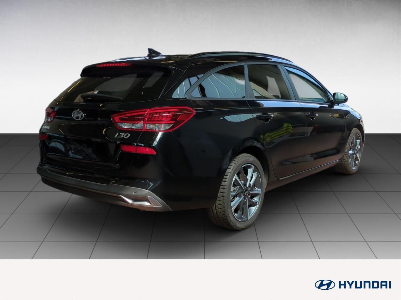 Fahrzeugabbildung Hyundai i30 1.5 ADVANTAGE PANO*LED**SHZ*LHZ*CARPLAY*NAV
