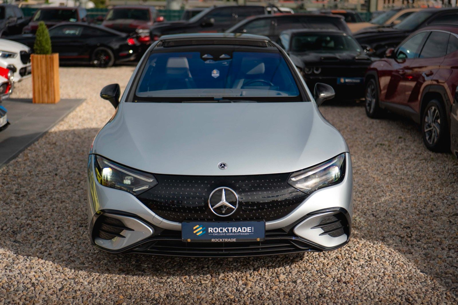Fahrzeugabbildung Mercedes-Benz EQE 350+ AMG Night | Batterie NEU 100% | Pano